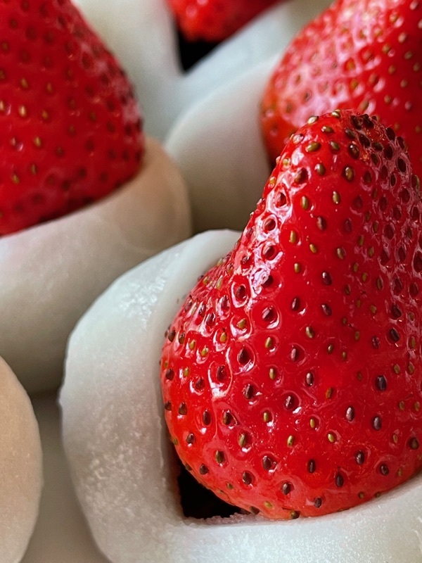 Ichigo Daifuku (Strawberry Mochi)
